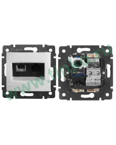 Розетка Valena 2xRJ11+RJ45 Cat.6, белый (770080). Розетка. LegranD в Абакане