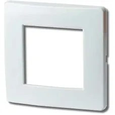 Рамка на 2 модуля (одноместная), белая (75010W): Рамка одноместная, Brava