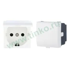 Розетка с з/к, шторками и крышкой, белая LK45, (851504): Розетка