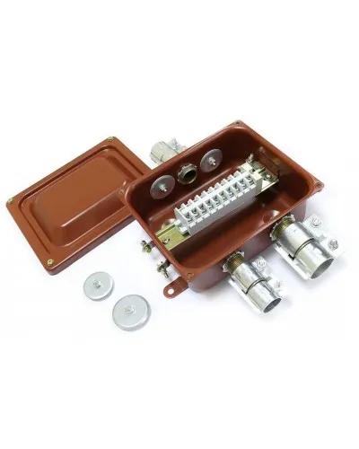 ККМТ-10 У3 IP31 (zeta30370). Коробка клеммная металлическая с муфтами ТР для трубной электропроводки ККМТ. ЗЭТА в Абакане